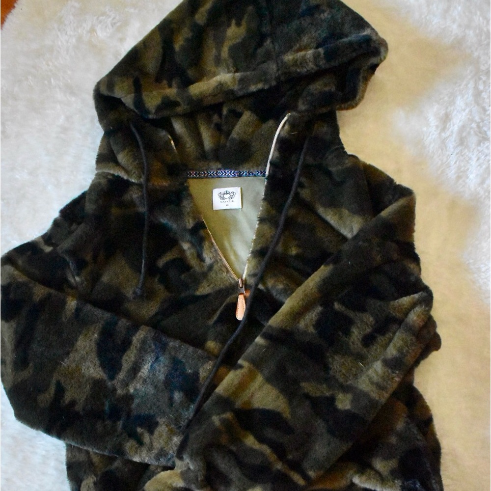 Katydid camo sweater